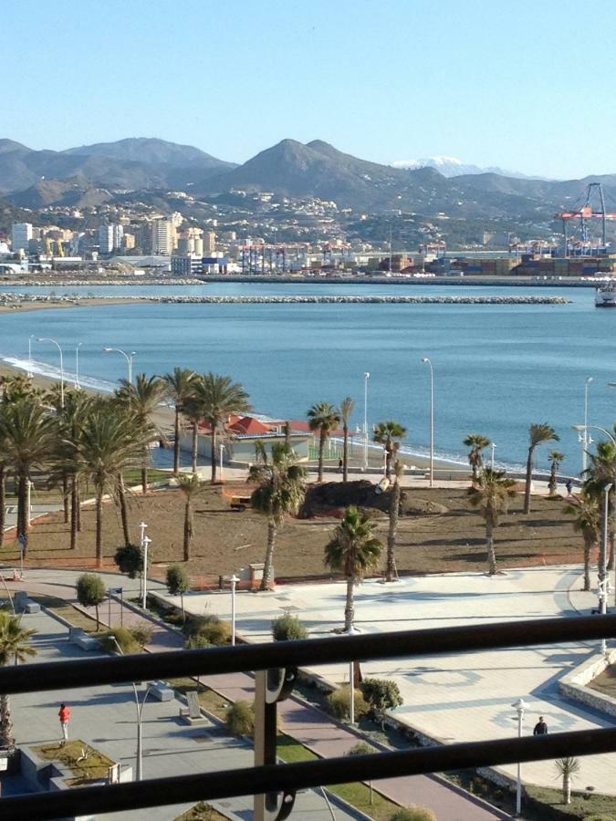 Apartamento Primera Linea Malaga Exterior photo